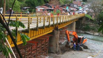 El 12 de diciembre se entregaría reparado el puente Barragán