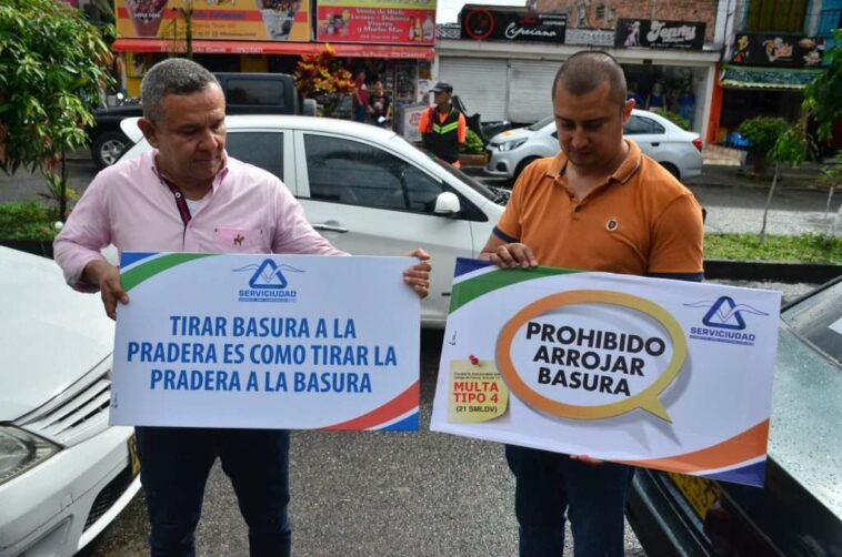 Los comerciantes se han unido con Serviciudad para entrar con fuerza y muy en serio en la campaña de recuperar la avenida La Pradera.