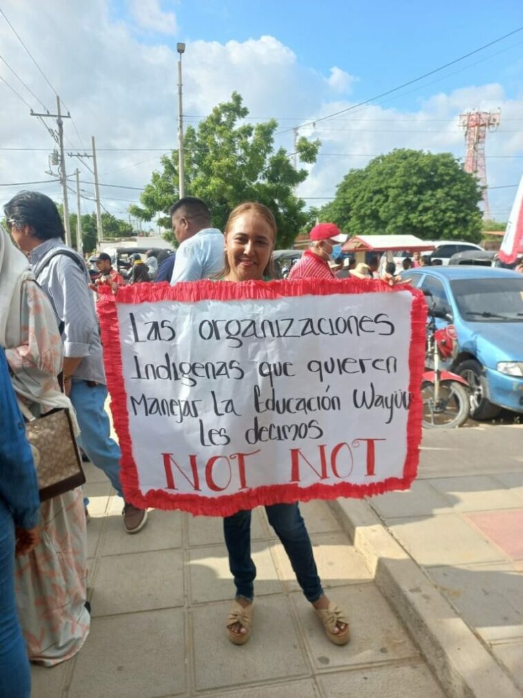 Etnoeducadores protestan en Maicao contra el Decreto Transitorio a la Educación Indígena