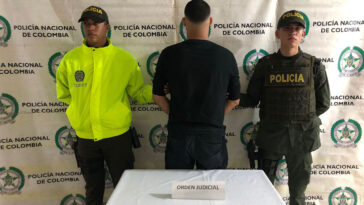 Con drogas y motos robadas  capturaron a  unas personas en Antioquia