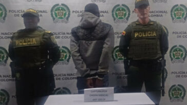 FOTOS. Con orden judicial y por homicidio capturaron a varias personas en Antioquia.