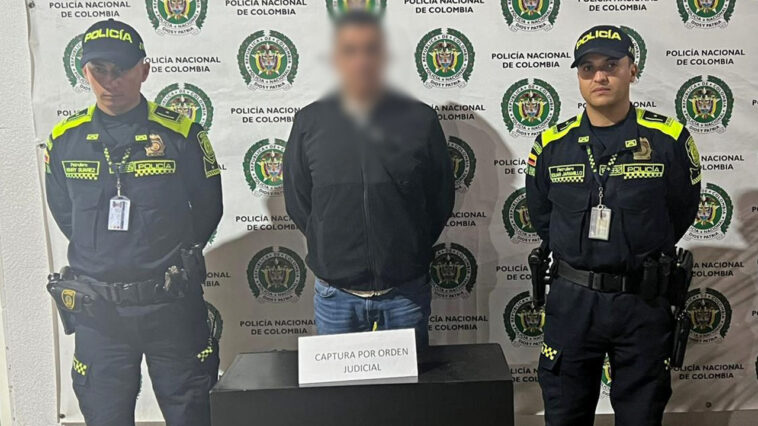 FOTOS. Tenia orden judicial por varios delitos y la Policía los  cogió en la calle