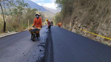 Gobernación de Cundinamarca Avanza en Mejoramiento Vial en Boquerón – Pandi – Venecia – Cabrera