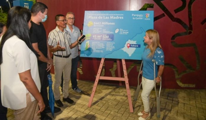 Gobernadora del Atlántico entregó nuevo alumbrado público en la Plaza de las Madres de Tubará