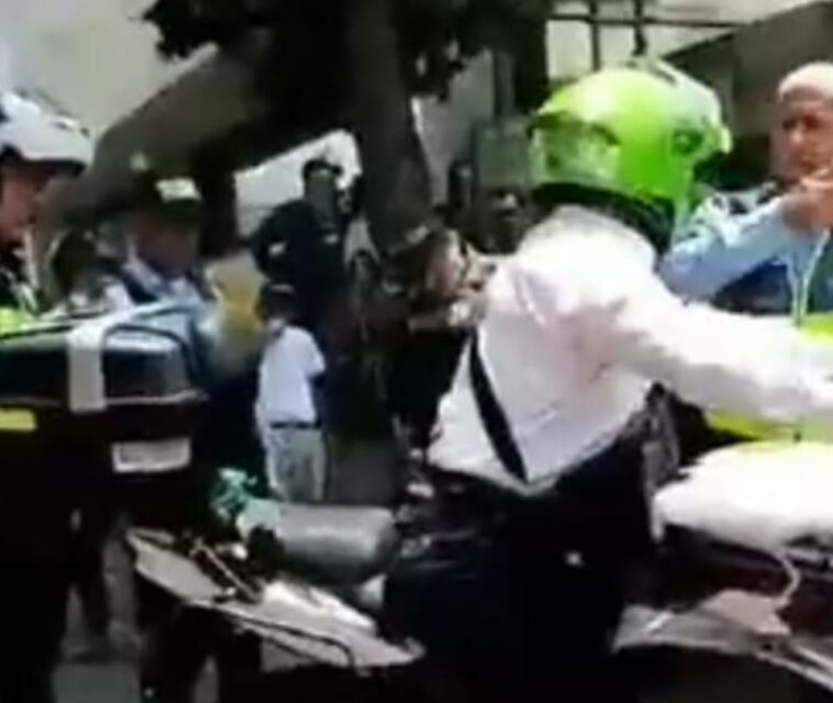 Inmovilizan moto de candidato a la alcaldía de Bucaramanga que criticaba infractores