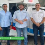 La ambulancia que la gobernación de Córdoba donará al hospital de Valencia, ya se encuentra en el parqueadero del palacio de Naín