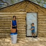 Filtros para agua en varios hogares de La Guajira entregó ONG internacional.