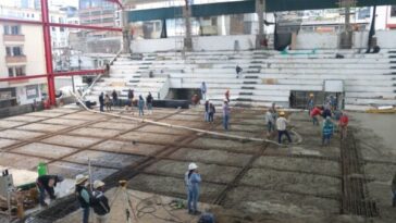 Obras del Coliseo Menor siguen avanzan con la fundición del piso de competencias
