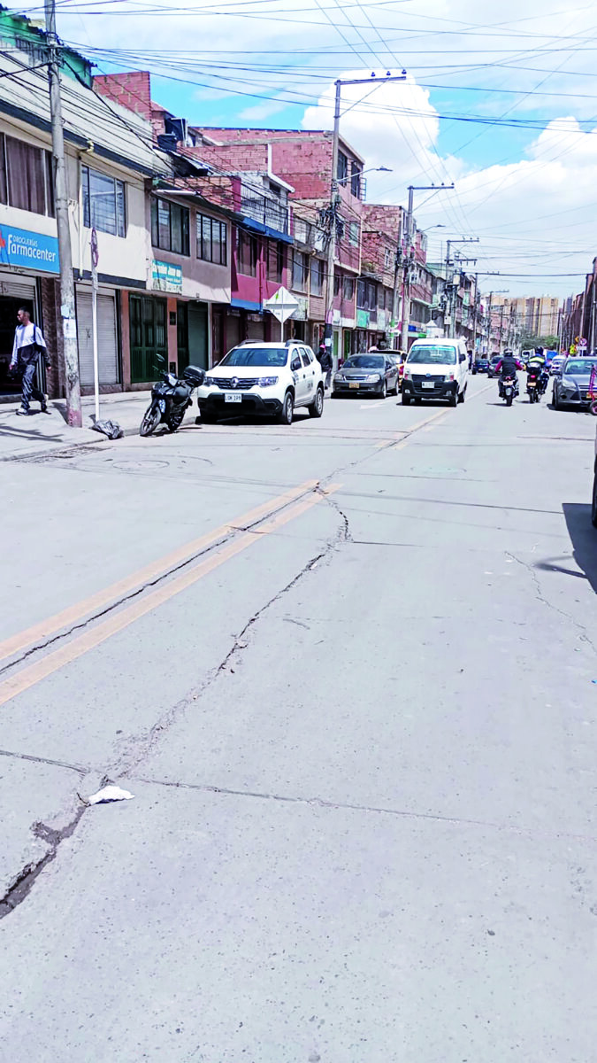 Sicarios asesinaron a un hombre en Candelaria La Nueva Sicarios accionaron un arma de fuego y acabaron con la vida de un hombre en Candelaria La Nueva, en Ciudad Bolívar.