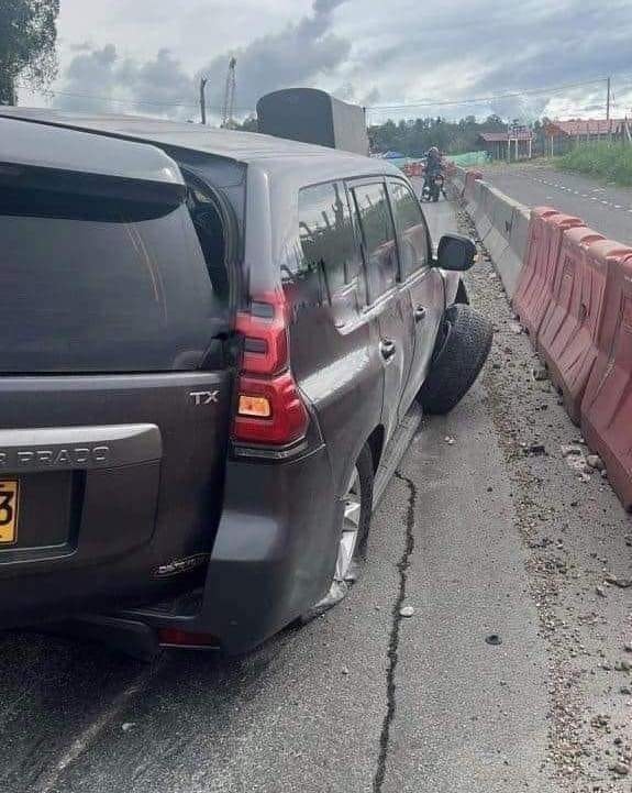 Accidentado vehículo en el que viajaba el alcalde de Neiva.