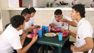 Alcaldía garantiza alimentación saludable a estudiantes