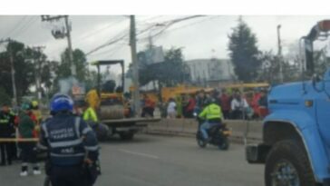 Calle 13  colapsada por Motociclista fallecida en accidente.