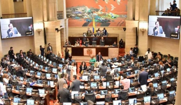 Reforma a la salud en Colombia, se reanuda segundo debate.