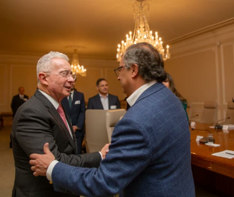 Cumbre Petro-Uribe | Los detalles detrás de larga reunión sobre la reforma de la salud