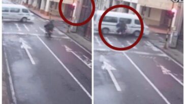 El motorizado no frenó al ver que el semáforo de su vía estaba en rojo y terminó estrellándose con una van, en Pasto.
