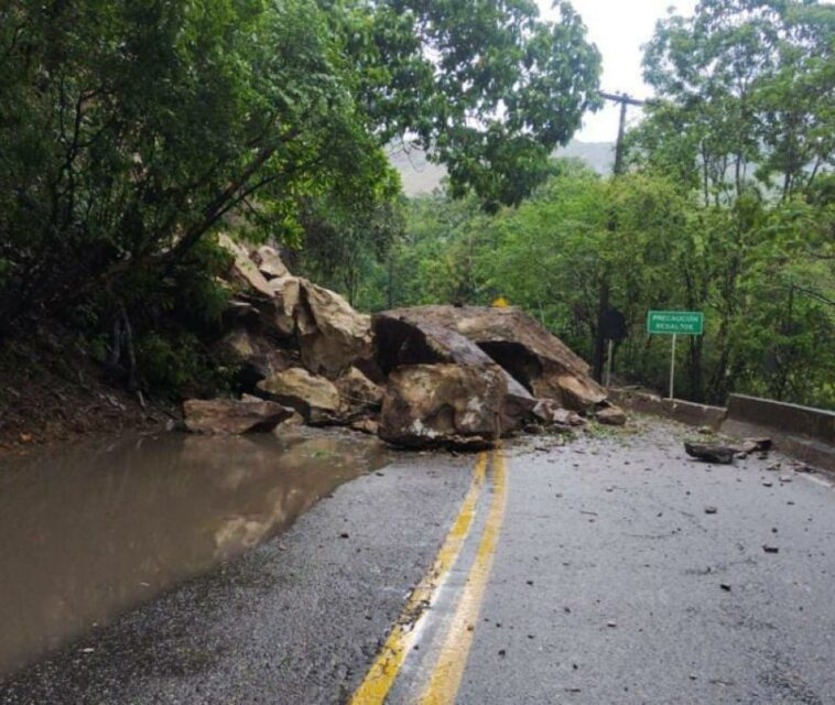 Estado actual de la carretera en la vía Bogotá - Girardot