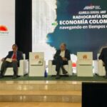 Exministros de Hacienda sobre panorama fiscal de Colombia.