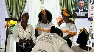 “Por fin estas aquí”, tras 11 años de búsqueda Herminia halló el cadáver de su hijo en Tumaco