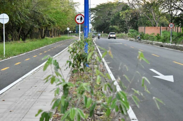 Secretaría de Infraestructura Municipal hace entrega de la “Cicloruta Carrera 33a” 