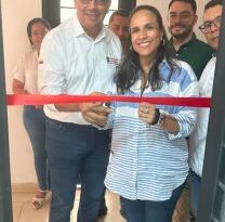 En la fotografía se observa la inauguración de la sede por el director seccional de fiscalías Cauca, Jesús Alfredo Hurtado Sanjuan, con la alcaldesa municipal, Lucy Amparo Guzmán.