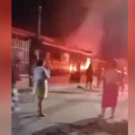 'Se encerraron en el baño': las imágenes del incendio en el que murió familia en Neiva