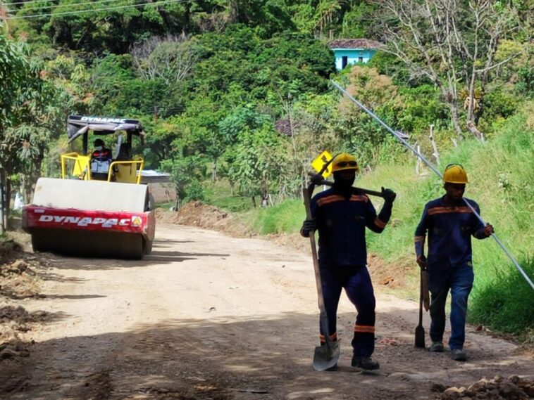 53 proyectos de infraestructura desarrolla el gobierno departamental en territorio huilense.