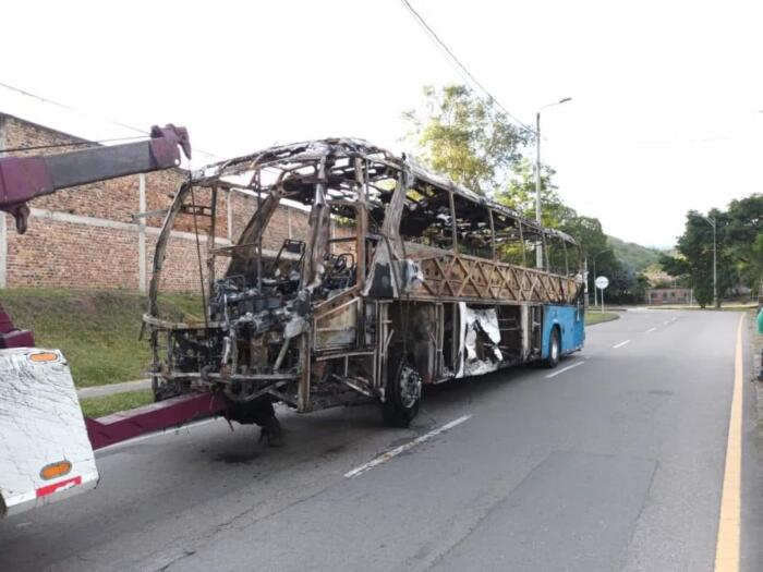 A la cárcel presunto autor de quema de un bus 8 14 diciembre, 2023