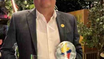 Alcalde de El Molino, ganador de premio Mejor Gobernante de Colombia