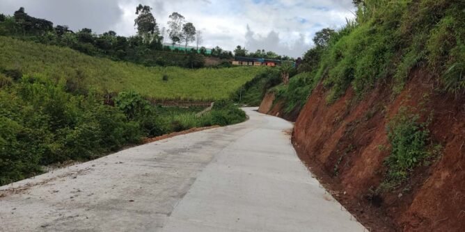 Avanza pavimentación de tramo de vía al corregimiento de Bolívar, Sandoná