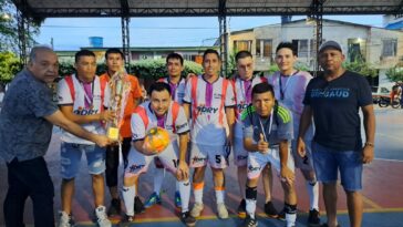 Casa de Justicia celebró sus 20 años con torneo de microfútbol apoyado por el IDRY