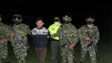 El historial delictivo de alias Carlos, temido reclutador de menores en Huila y Tolima