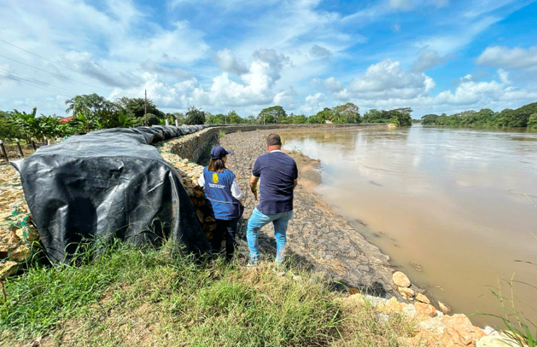 Entregan obras para mitigar inundaciones en cinco municipios de Córdoba