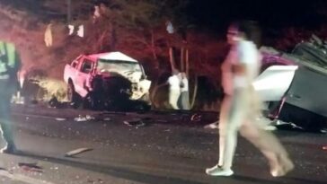 Impresionante: cuatro muertos deja choque frontal de dos vehículos en vía de La Guajira