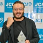 Pablo Jaramillo, el Doctorado más joven de Colombia, es quindiano y fue premiado por la JCI