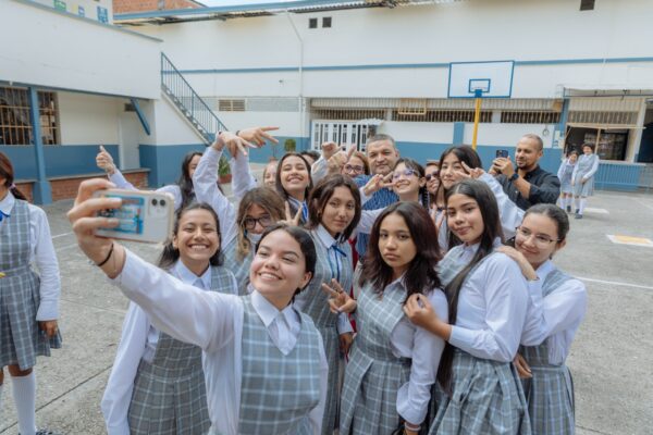 San Vicente Hogar, el mejor colegio oficial de Pereira según Pruebas Saber 11