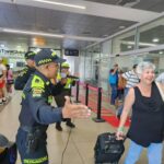 Turistas son recibidos en Santa Marta al ‘Son de la Metro’