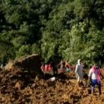 Critican a Gobierno por alud en Chocó: "Tuvo que pasar esta tragedia para que anuncien acciones"