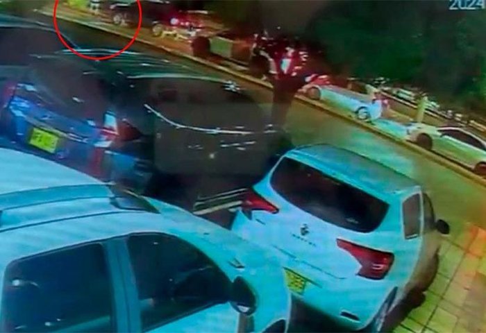 ENVIDEO: Así fue el aterrador ataque a un carro en Valledupar