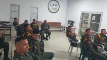 En Arauca, jornada de capacitación a Policía de Carabineros sobre movilización animal