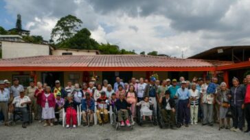En Dosquebradas se garantiza la atención a 91 abuelos en Centros de Bienestar