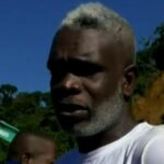 Hombre busca desesperadamente a su familia tras derrumbe en Chocó: “De aquí no me muevo”