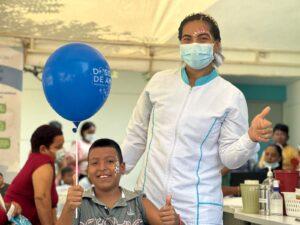 Más de 3 mil personas se vacunaron en la primera jornada nacional de vacunación