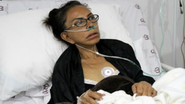 Murió Enilce López, ‘La Gata’ en Barranquilla Enilce del Rosario López Romero, la zar del chance de la Costa Caribe colombiana, falleció en la madrugada de este domingo en un centro médico de la capital de Atlántico.