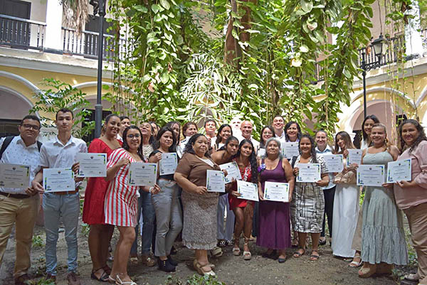 Unimagdalena clausuró con éxito su primer Curso de Estudios Legislativos