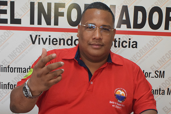 Nelson Daza Goenaga, director de la Especialización en Entrenamiento Deportivo.