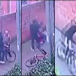 ¿Intolerancia en las calles de Bogotá?: Adulto mayor y su enfermera, brutalmente golpeados por un ciclista