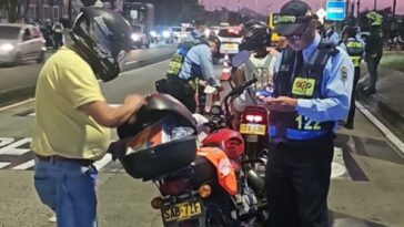 48 motociclistas fueron multados por no portar el chaleco reflectante