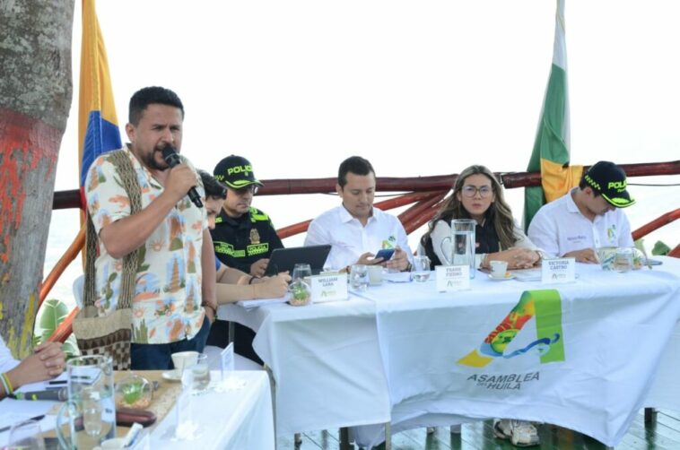 Asamblea del Huila sesionó en el municipio de Gigante.