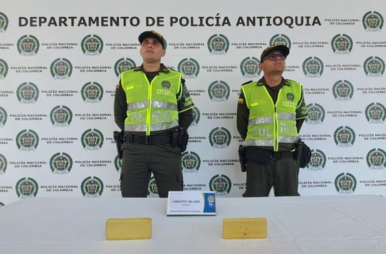 Autoridades capturan a un hombre que llevaba 2 lingotes de oro avaluados en 1500 millones de pesos