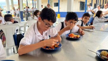 El Programa de Alimentación Escolar ya inició en los colegios de zonas urbanas y rurales
